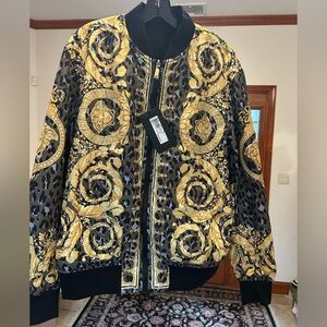 Men's Versace Barraco, print reversible bomber jacket size 52/XL made in Italy